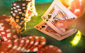 Menguasai Poker: Kiat dan Strategi Menjadi Pemain Terampil